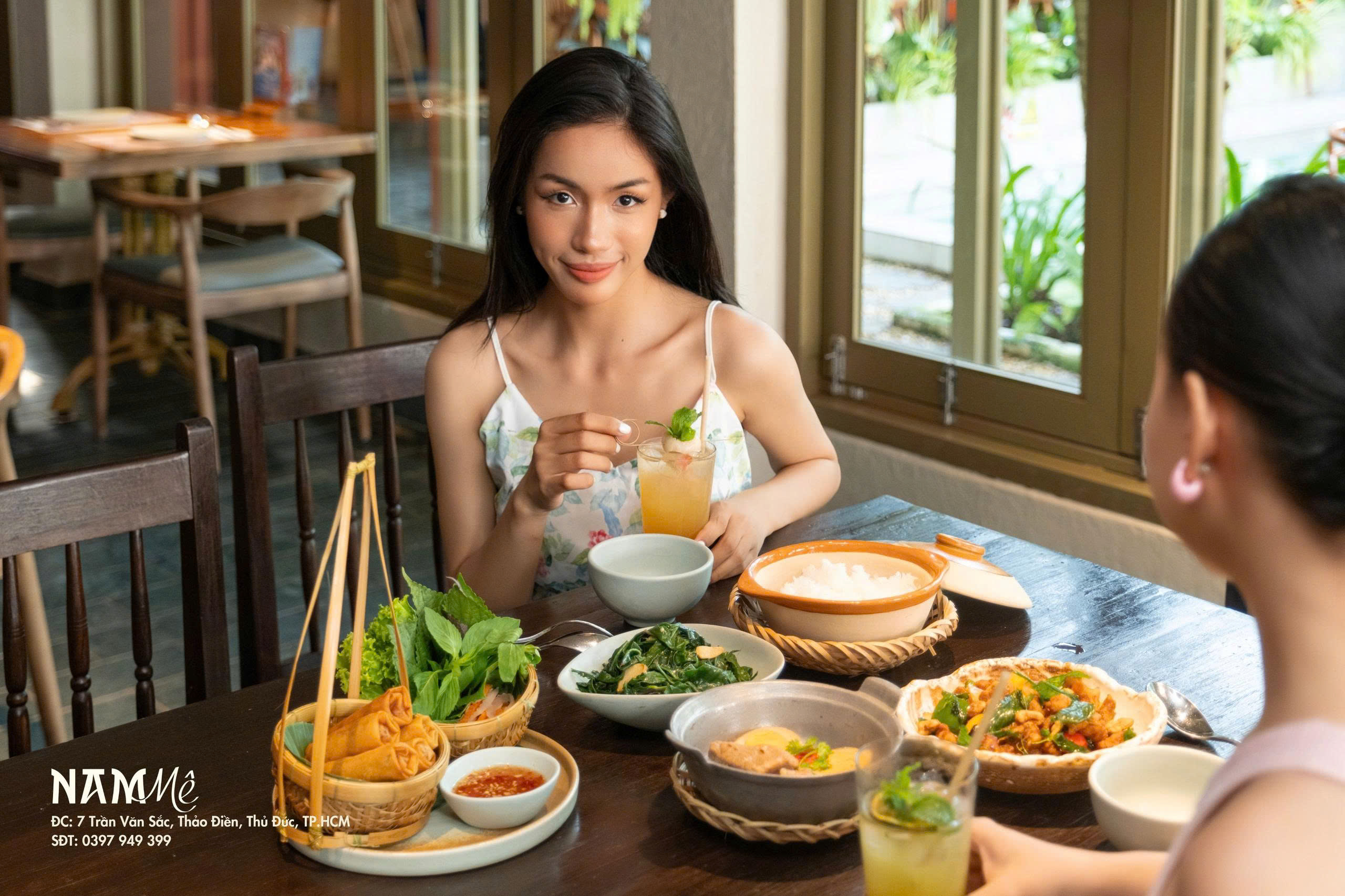 ăn trưa quận 2