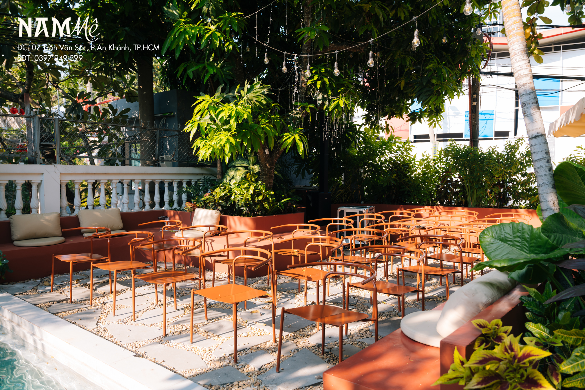 chủ đề tiệc tất niên hay