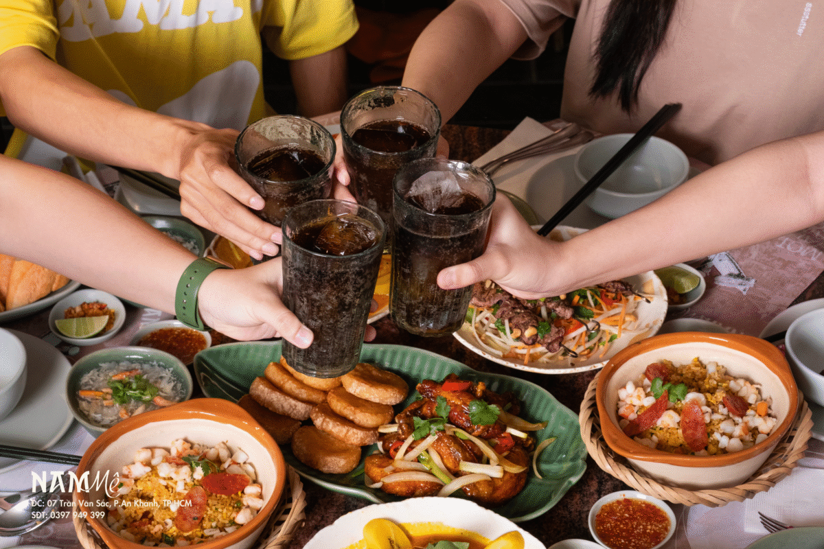 thực đơn tiệc thôi nôi tại nhà