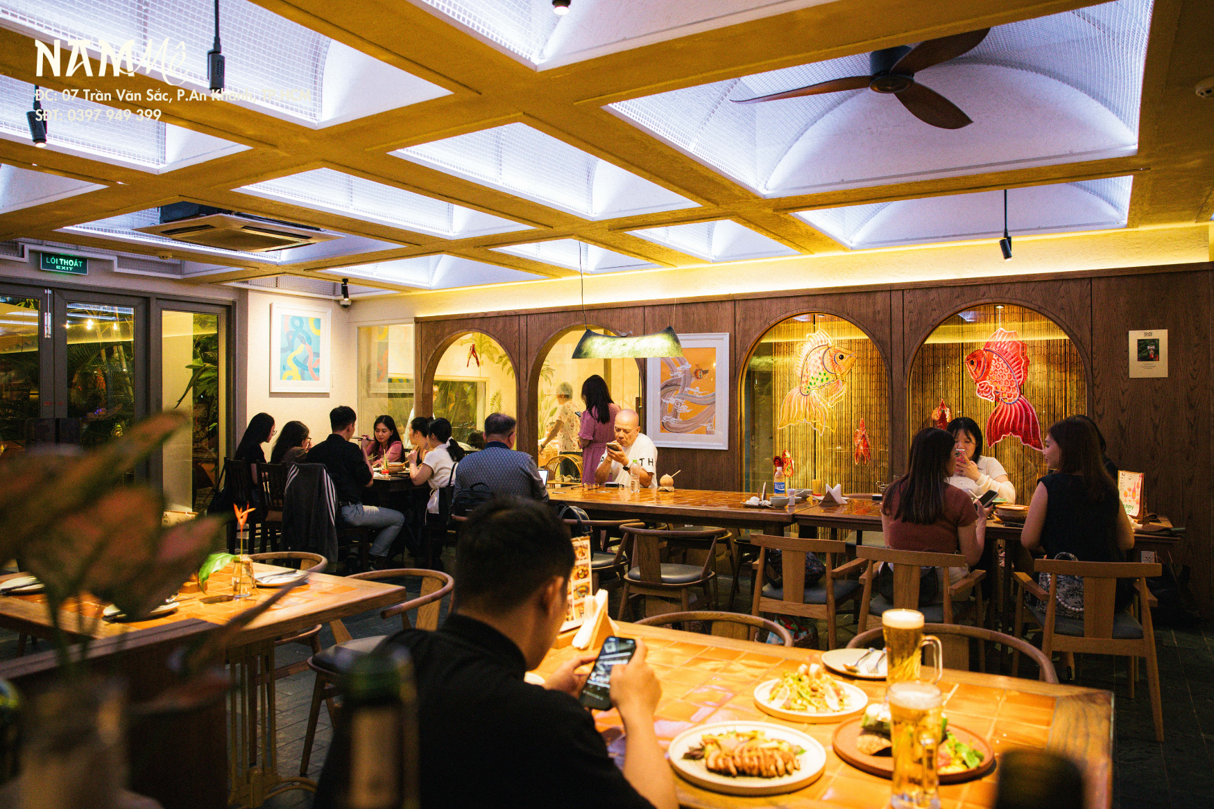 Tổ Chức Tiệc Tất Niên Nhỏ