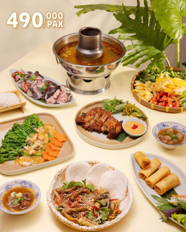 Đặt tiệc tất niên