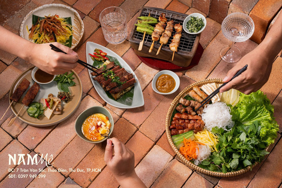 What Food Do They Eat in Vietnam