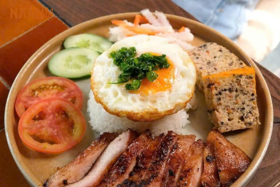 best com tam broken rice in saigon